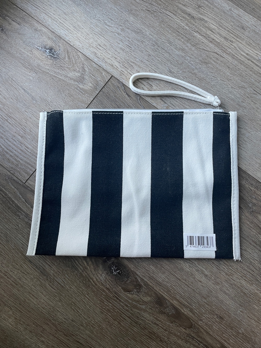 Kérastase Gloss Absolu Haircare Travel Size + Bag - Picture 5 of 5